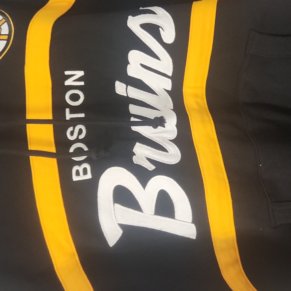 Mitchell & Ness Black and Gold Boston Bruins Men's Hoodie - Picture 2 of 5